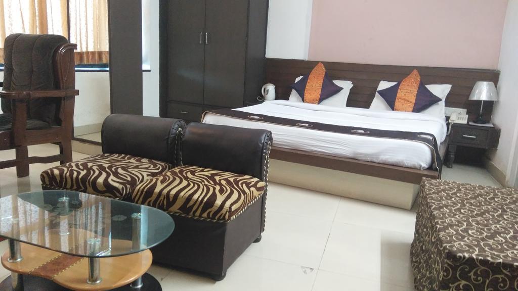 Airport Hotel Port View New Delhi Ngoại thất bức ảnh