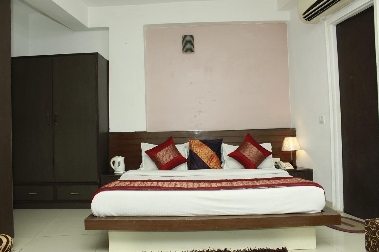 Airport Hotel Port View New Delhi Phòng bức ảnh