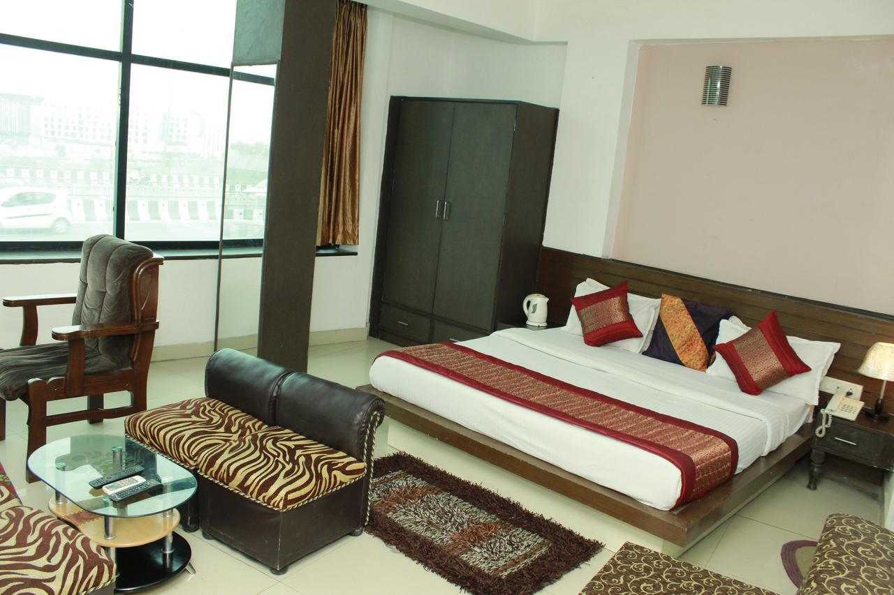 Airport Hotel Port View New Delhi Phòng bức ảnh